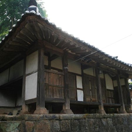 Jinrae Lee'S Traditional House Boseong エクステリア 写真