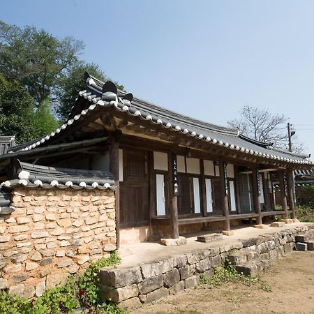 Jinrae Lee'S Traditional House Boseong エクステリア 写真