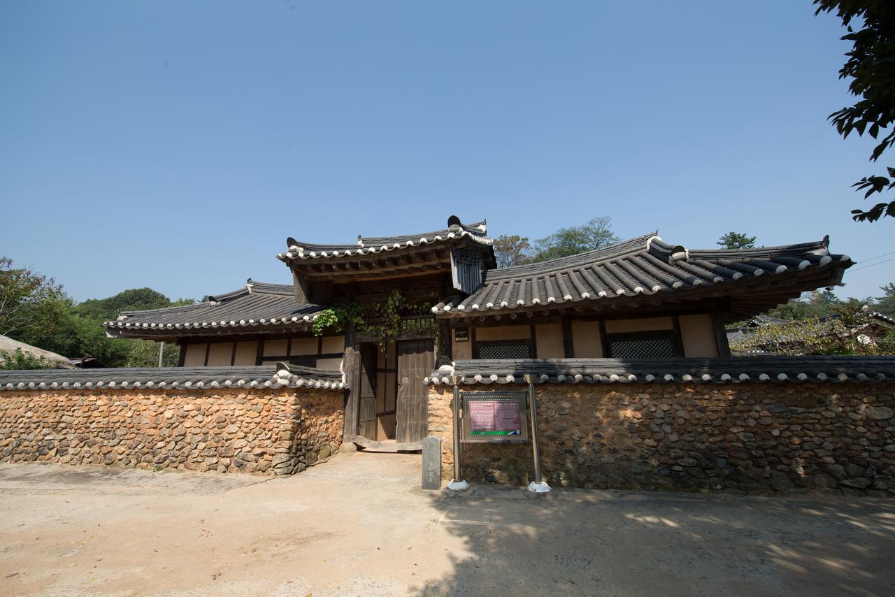 Jinrae Lee'S Traditional House Boseong エクステリア 写真